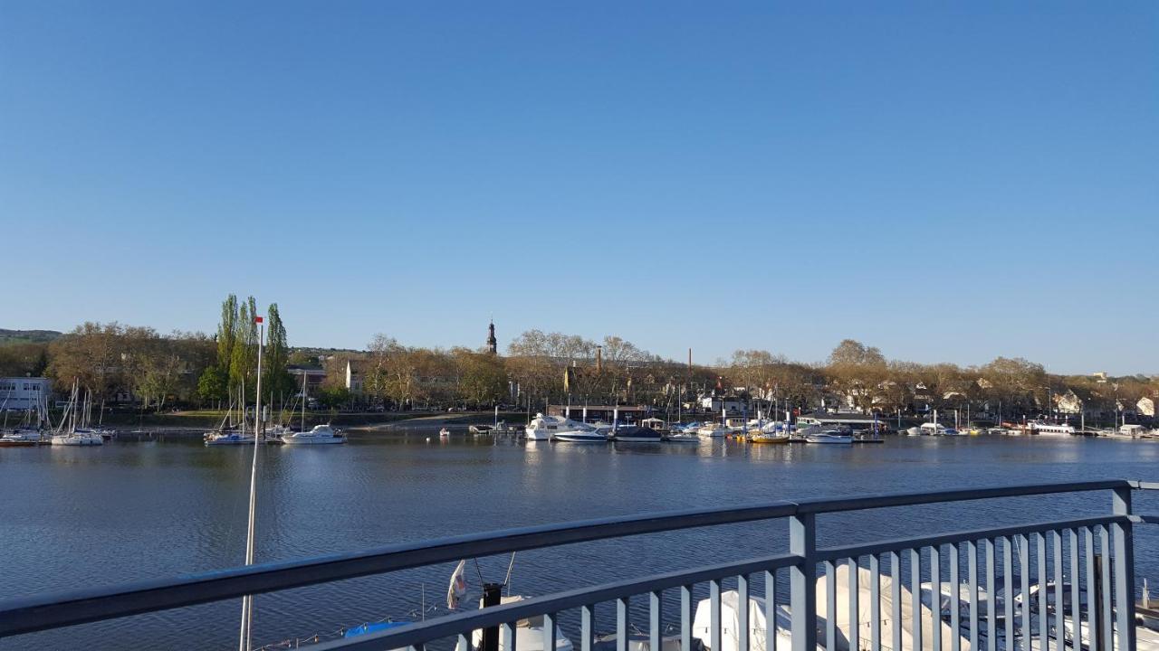 Schmuckkaestle Am Hafen Leilighet Wiesbaden Eksteriør bilde