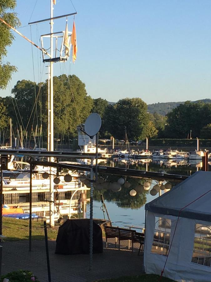 Schmuckkaestle Am Hafen Leilighet Wiesbaden Eksteriør bilde